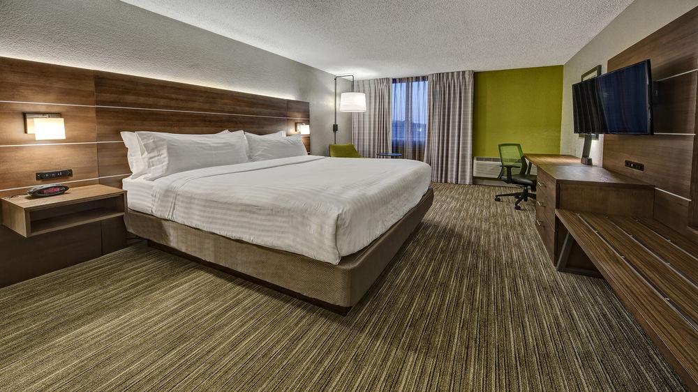 Holiday Inn Express Louisville Airport Expo Center By Ihg Zewnętrze zdjęcie