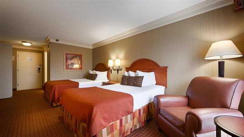 Holiday Inn Express Louisville Airport Expo Center By Ihg Zewnętrze zdjęcie