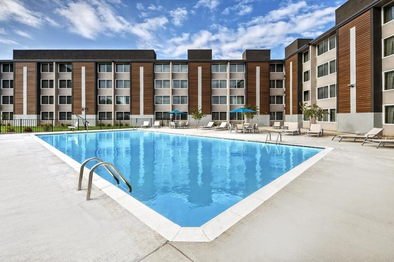 Holiday Inn Express Louisville Airport Expo Center By Ihg Zewnętrze zdjęcie